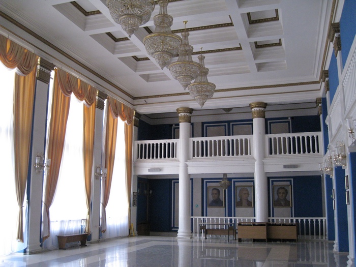 Кировская филармония расположение мест в зале